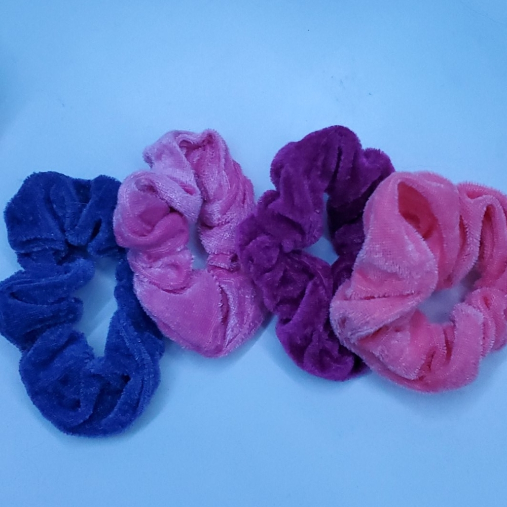 4 Pack Of Scrunchies